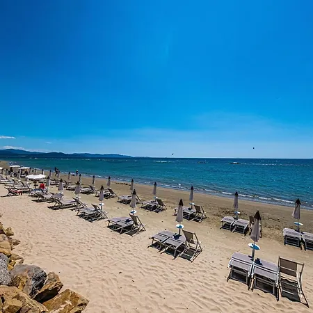 Hotel Golfo Del Sole 4*